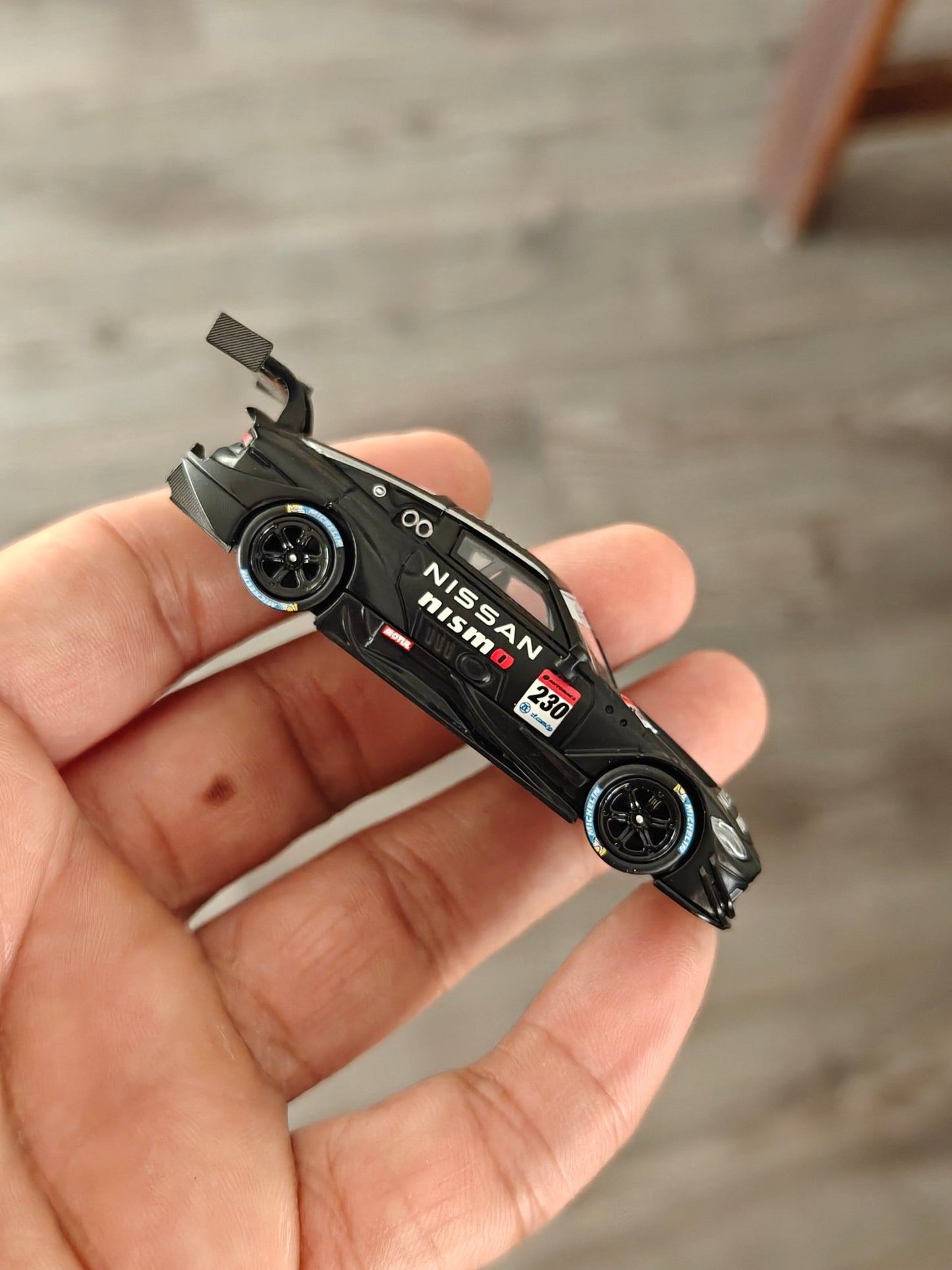 Mini GT Nissan Z GT500 230 (2021 NISMO Presentation) - Open Box - Kinder Logs