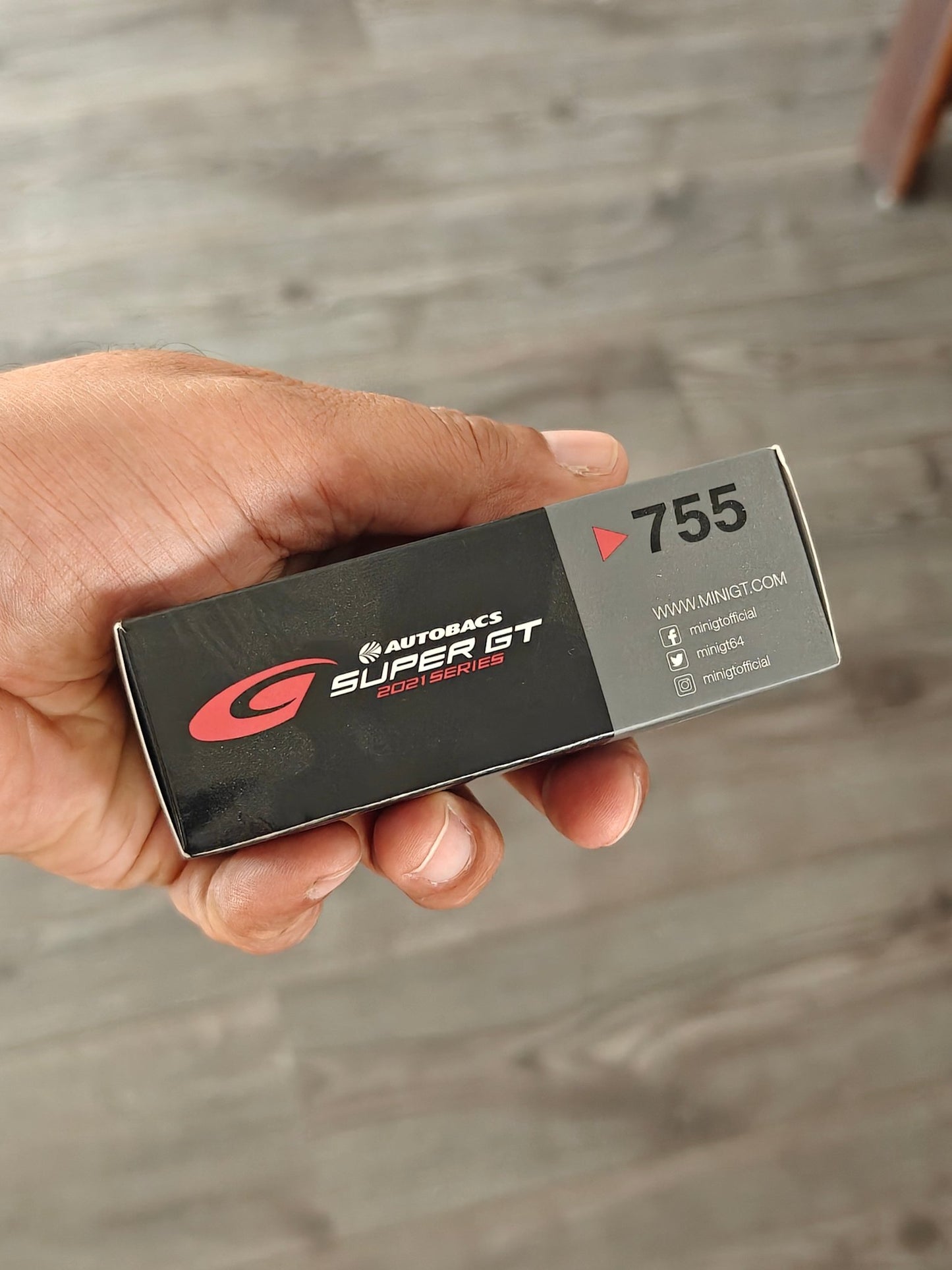 Mini GT Nissan Z GT500 230 (2021 NISMO Presentation) - Open Box - Kinder Logs