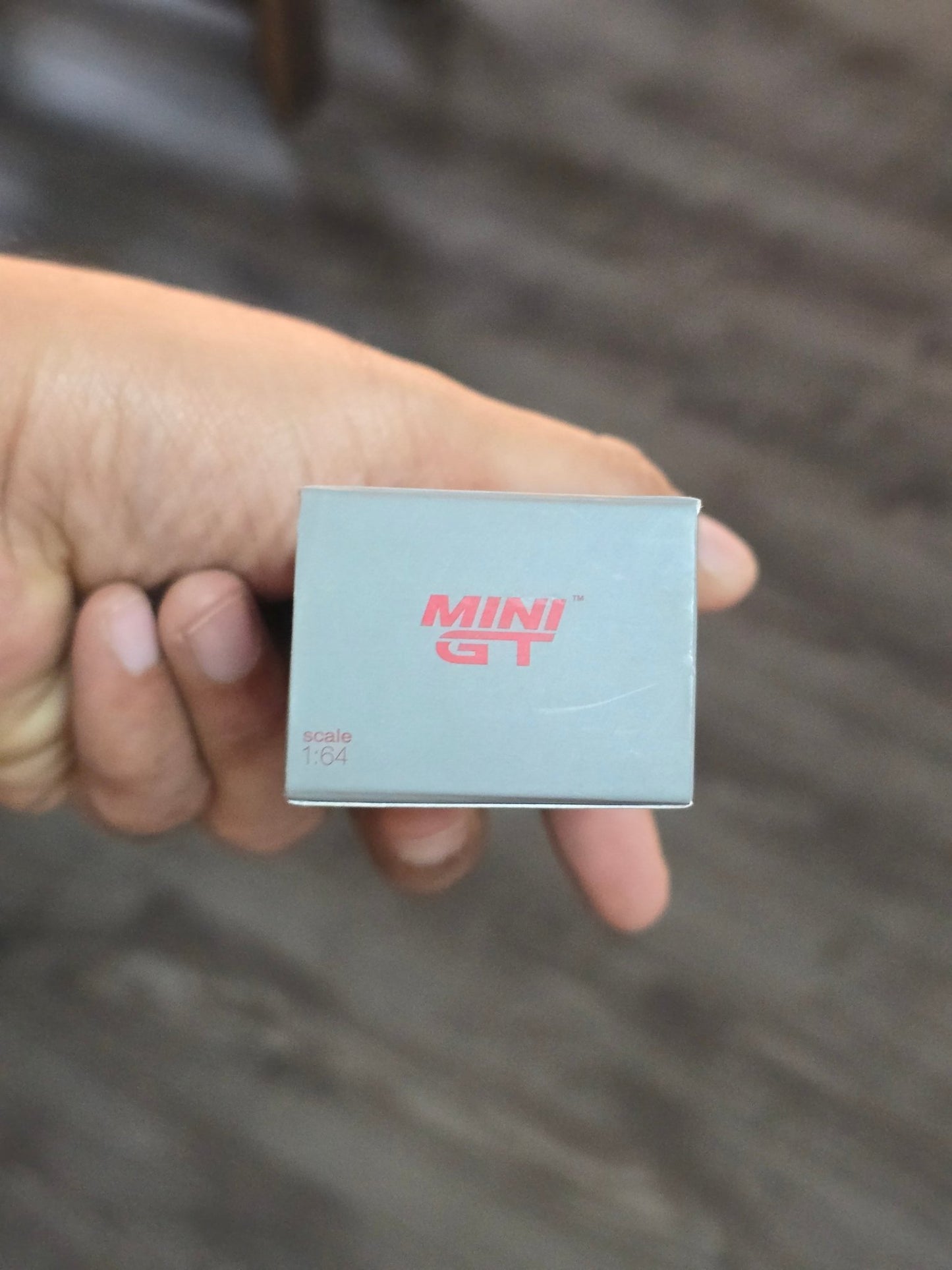 Mini GT Nissan Z Pandem - Passion Red (Open Box) - Kinder Logs