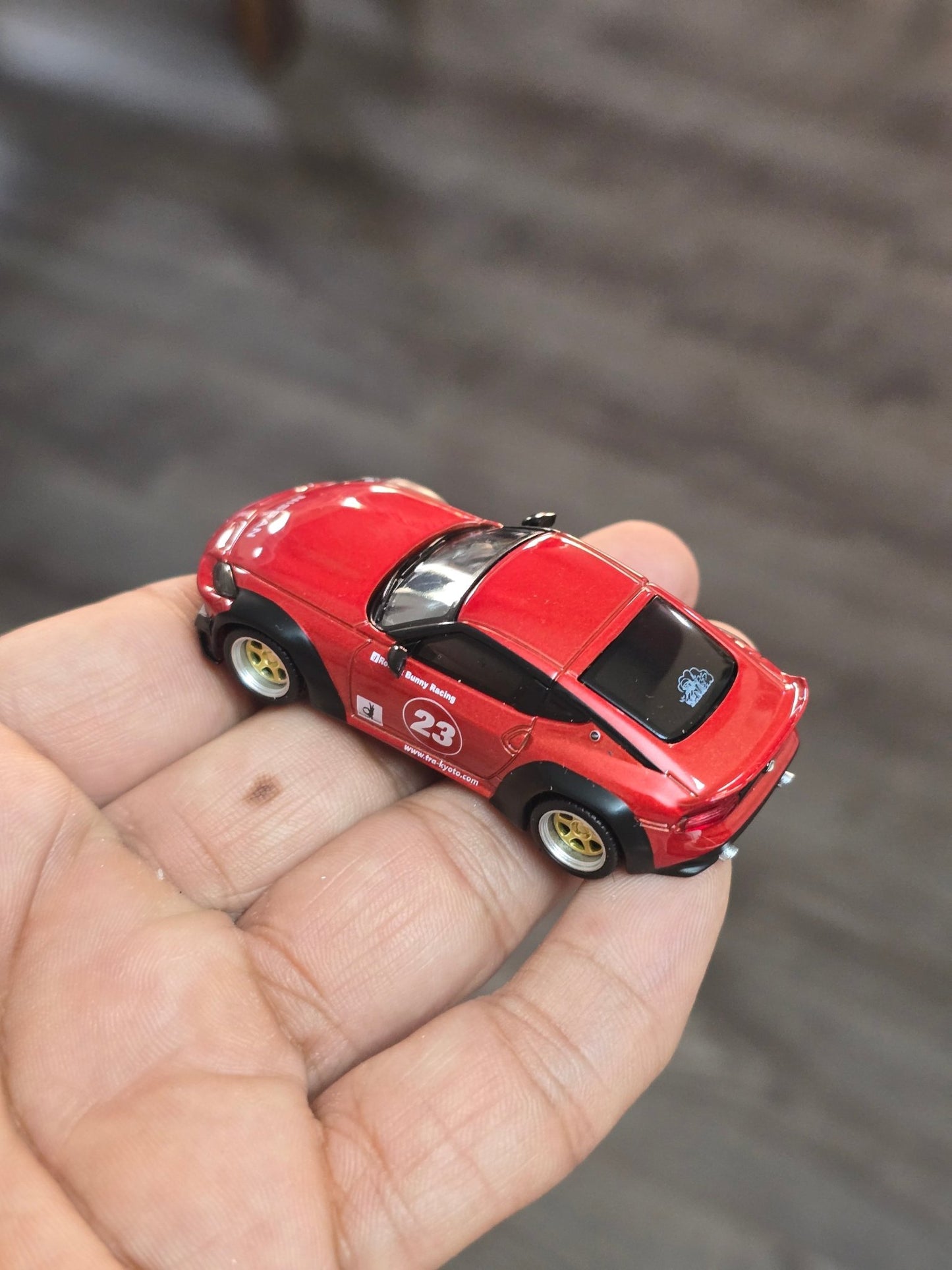 Mini GT Nissan Z Pandem - Passion Red (Open Box) - Kinder Logs