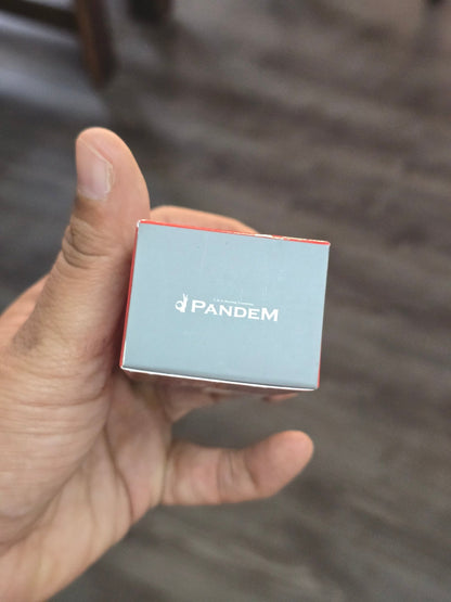 Mini GT Nissan Z Pandem - Passion Red (Open Box) - Kinder Logs