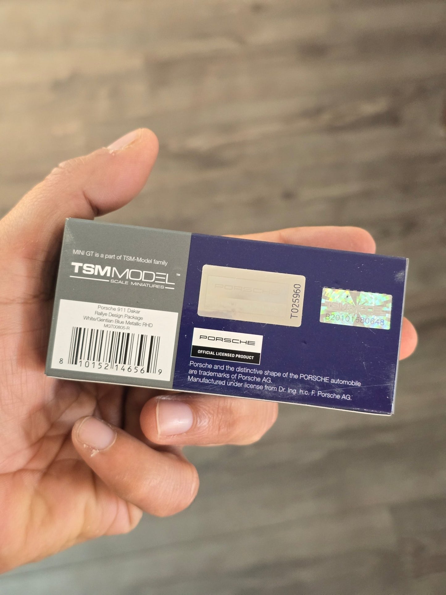 Mini GT Porsche 911 Dakar Rallye Design Package - Open Box - Kinder Logs