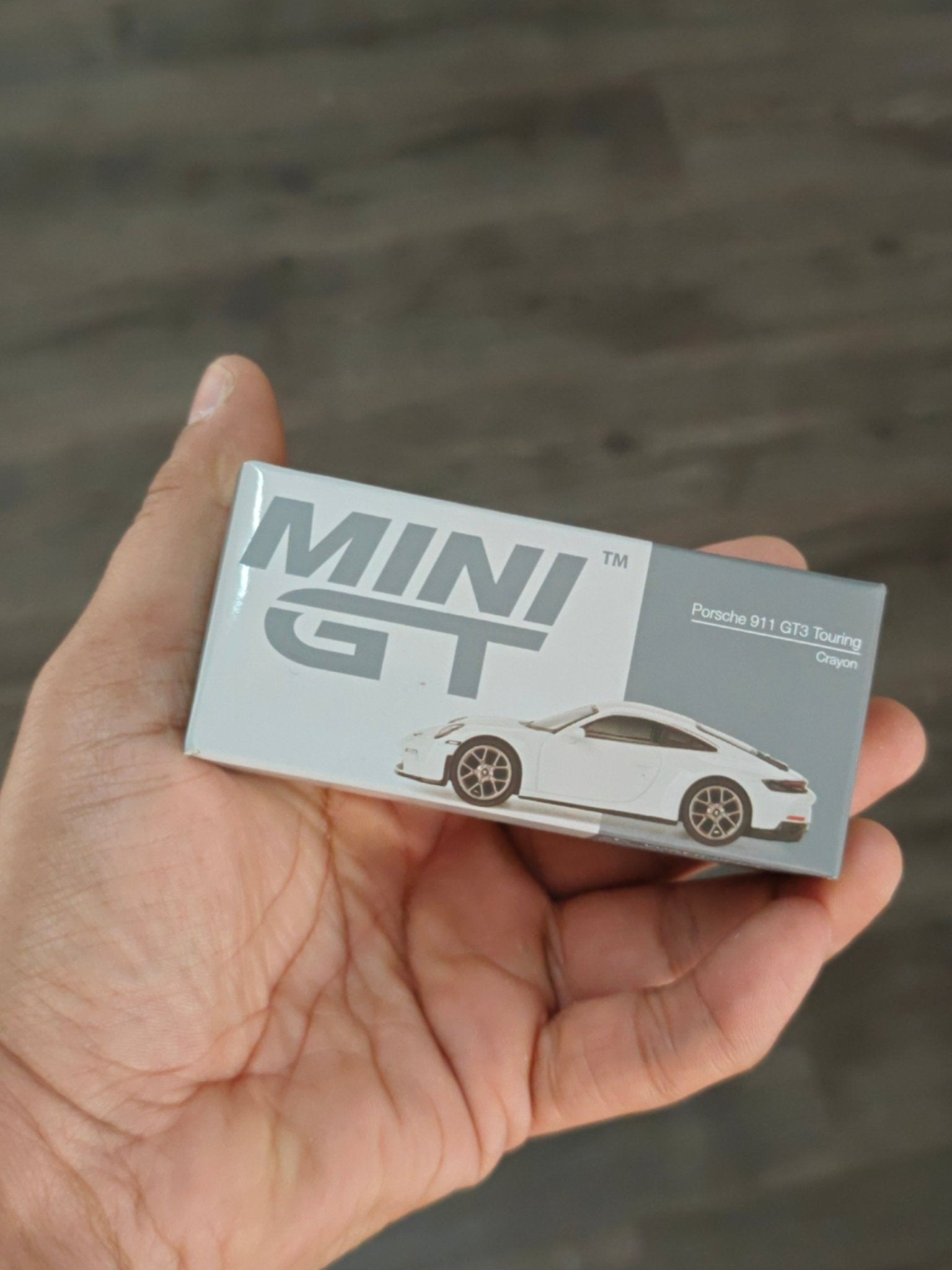 Mini GT Porsche 911 GT3 Touring (Crayon) - Open Box - Kinder Logs