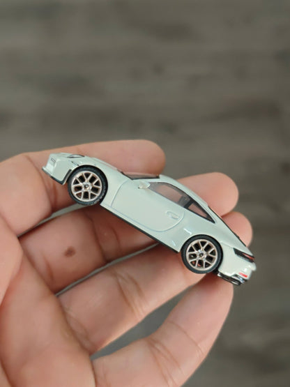 Mini GT Porsche 911 GT3 Touring (Crayon) - Open Box - Kinder Logs