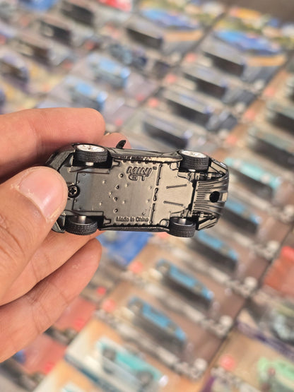 Mini GT Porsche 911 GT3 Touring (Open Box) - Kinder Logs