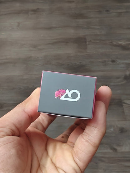 Mini GT Roxy Porsche 911 GT3 R 77 - Pink (Open Box) - Kinder Logs