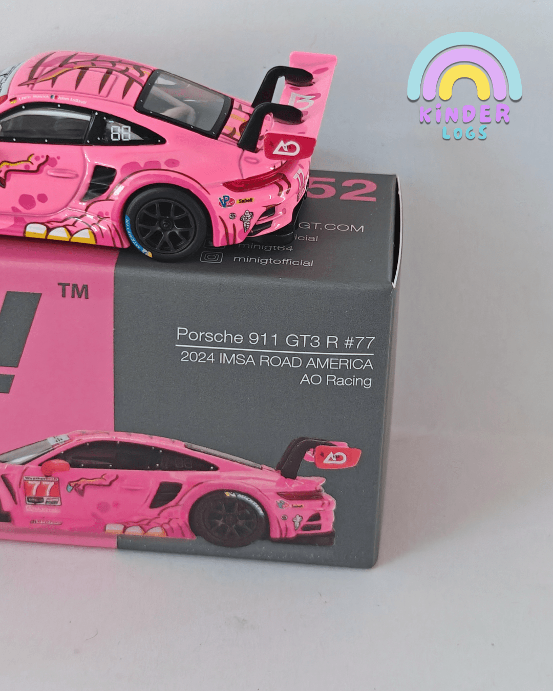 Mini GT Roxy Porsche 911 GT3 R 77 - Pink (Open Box) - Kinder Logs