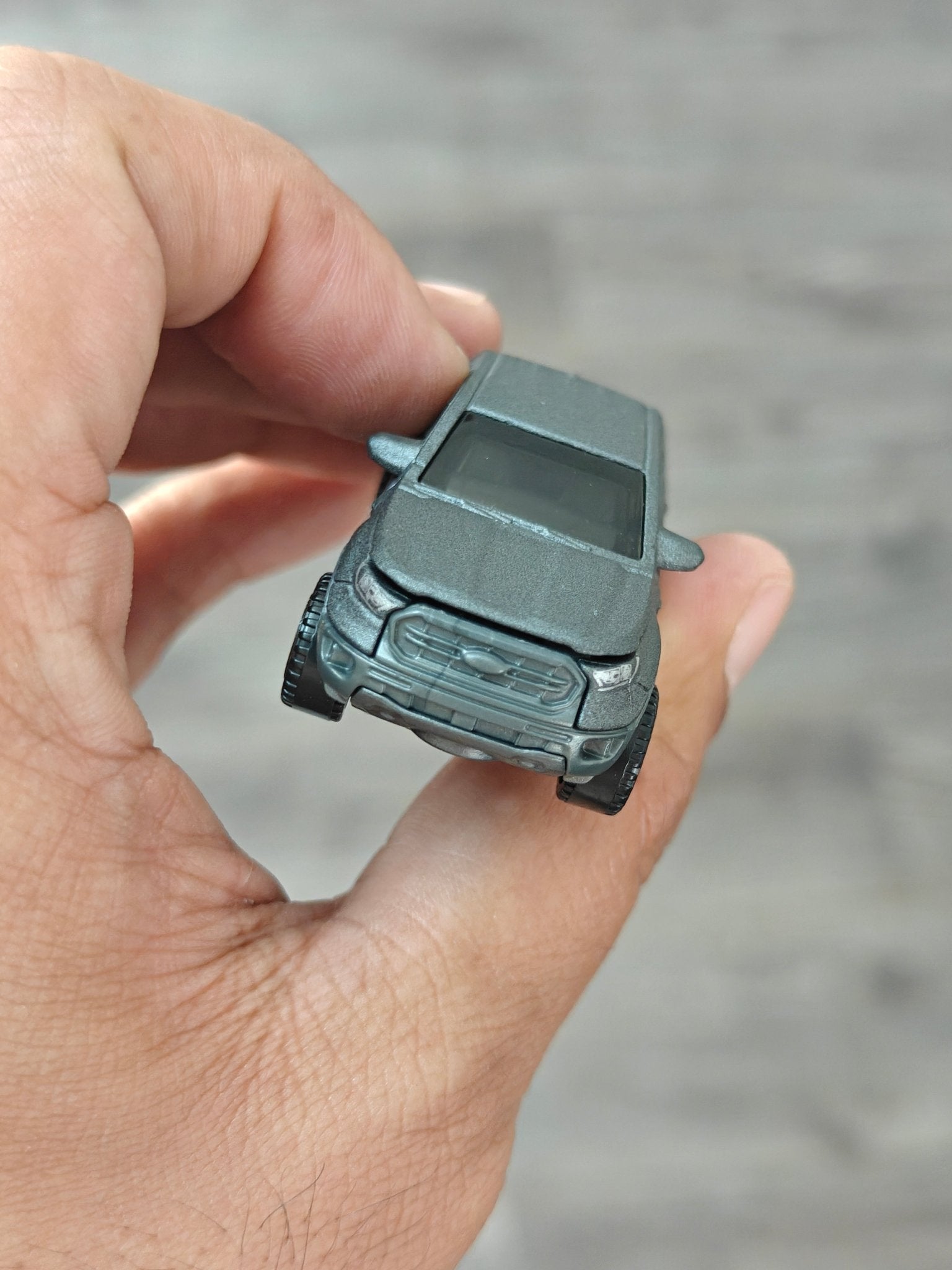 Moving Parts Matchbox 2019 Ford Ranger (Uncarded) - Kinder Logs