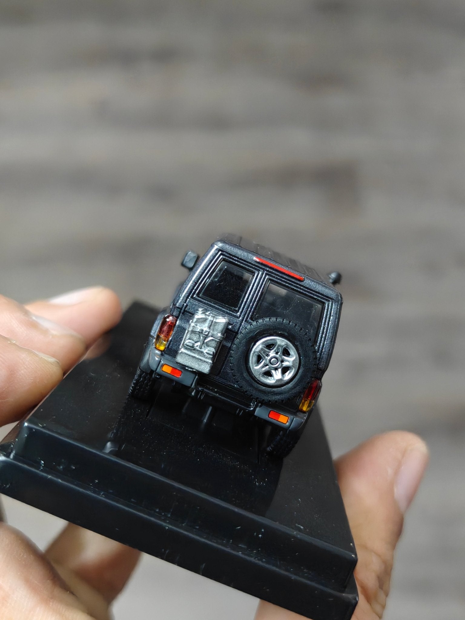 Para64 2014 Toyota Land Cruiser LC 71 (Graphite Grey) - Kinder Logs