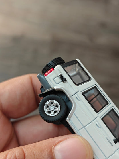Para64 Toyota Land Cruiser (Pre-Owned Car) - Kinder Logs