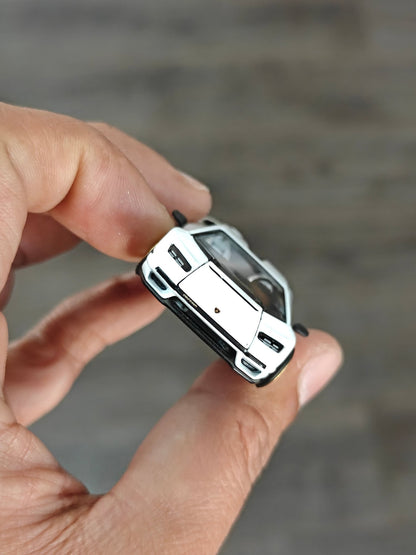 Pop Race Lamborghini Countach LPI 800 - 4 - White (Open Box) - Kinder Logs