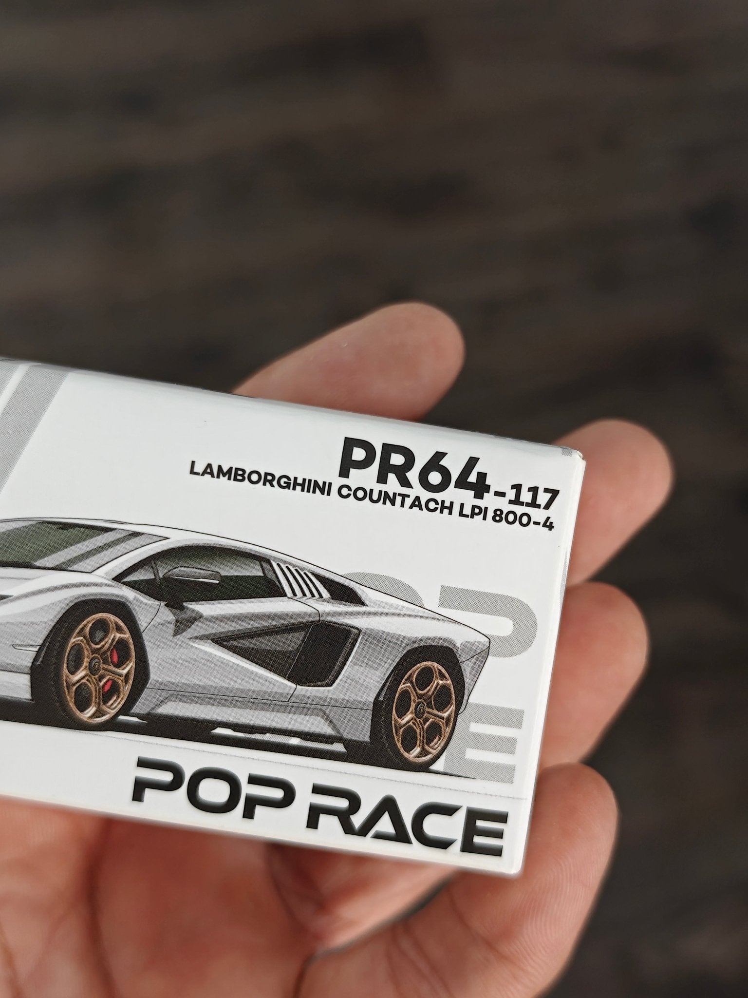 Pop Race Lamborghini Countach LPI 800 - 4 - White (Open Box) - Kinder Logs