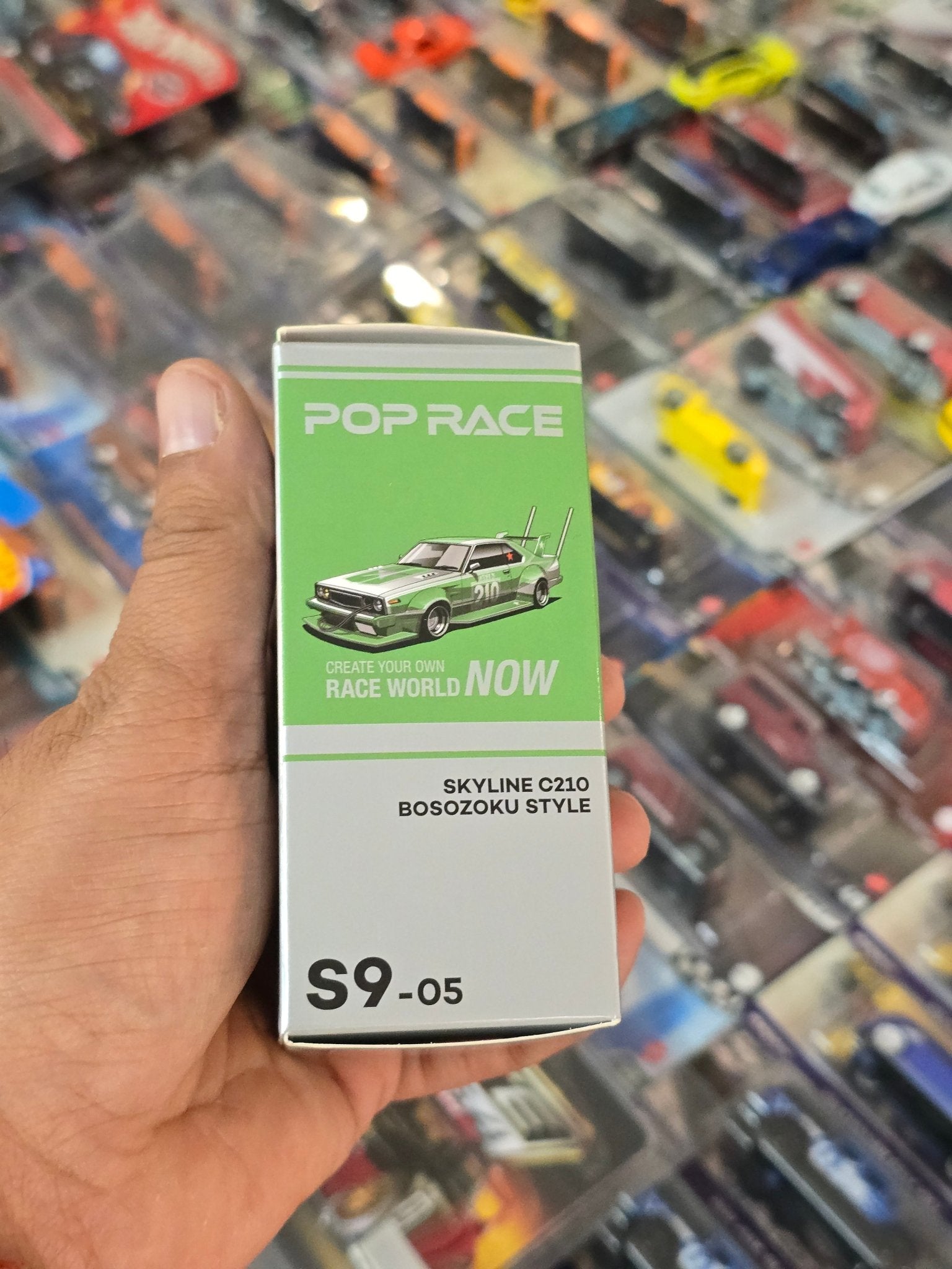 Pop Race Nissan Skyline C210 Bosozoku Style S9 - 05 (Mirrors Missing) - Kinder Logs