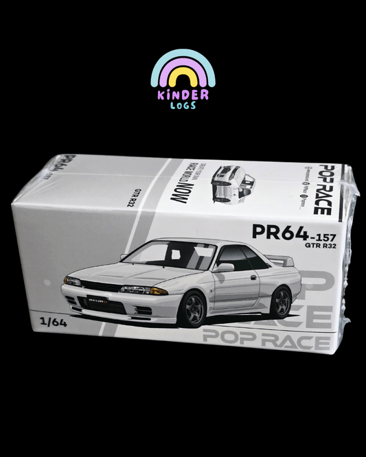Pop Race Nissan Skyline GT - R R32 - Crystal White (PR64 - 157) - Kinder Logs