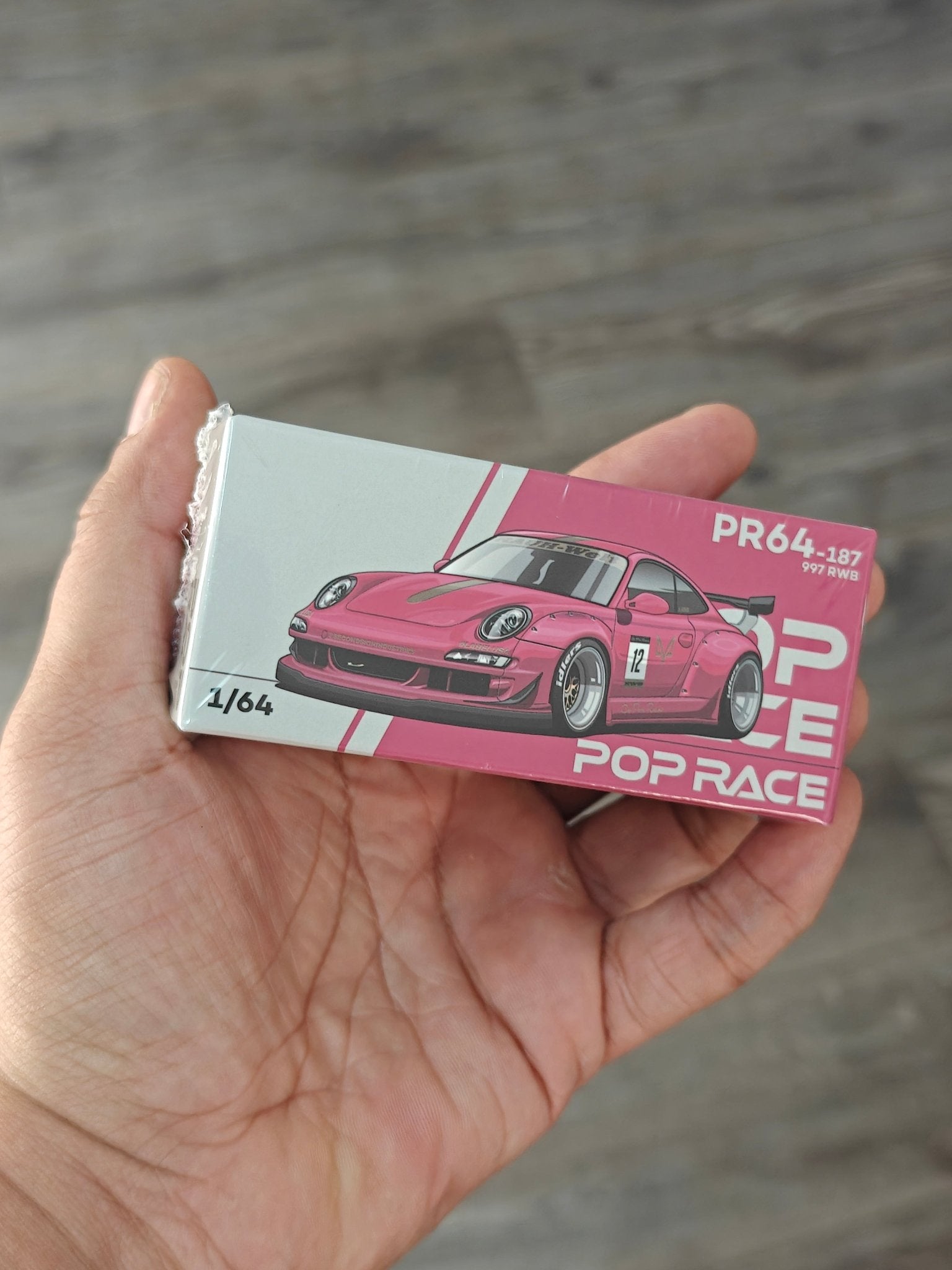 Pop Race Porsche 997 RWB PR64 - 187 - Pink (Sealed Box) - Kinder Logs