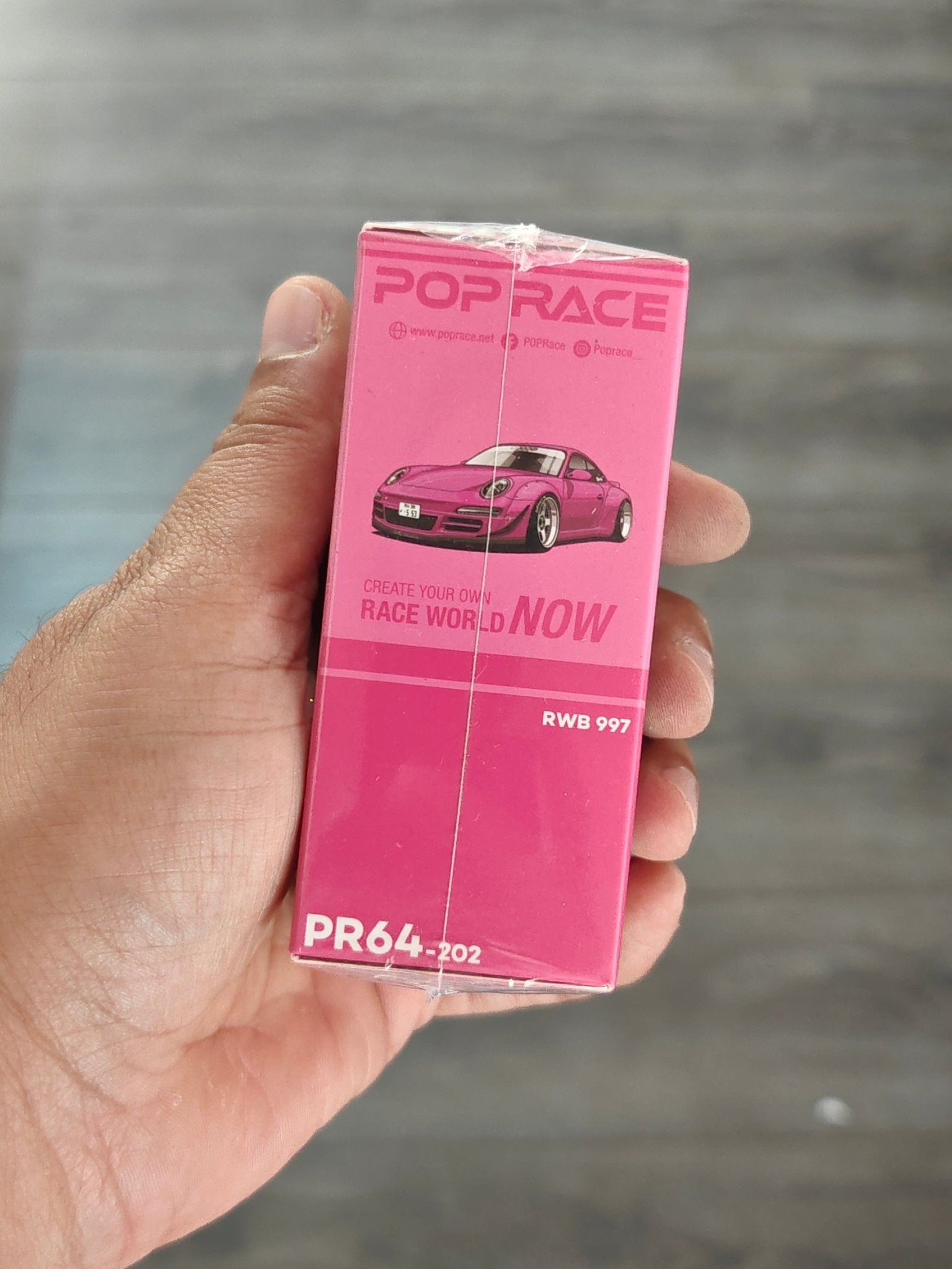 Pop Race Porsche 997 RWB PR64-202 - Pink (Sealed Box) - Kinder Logs