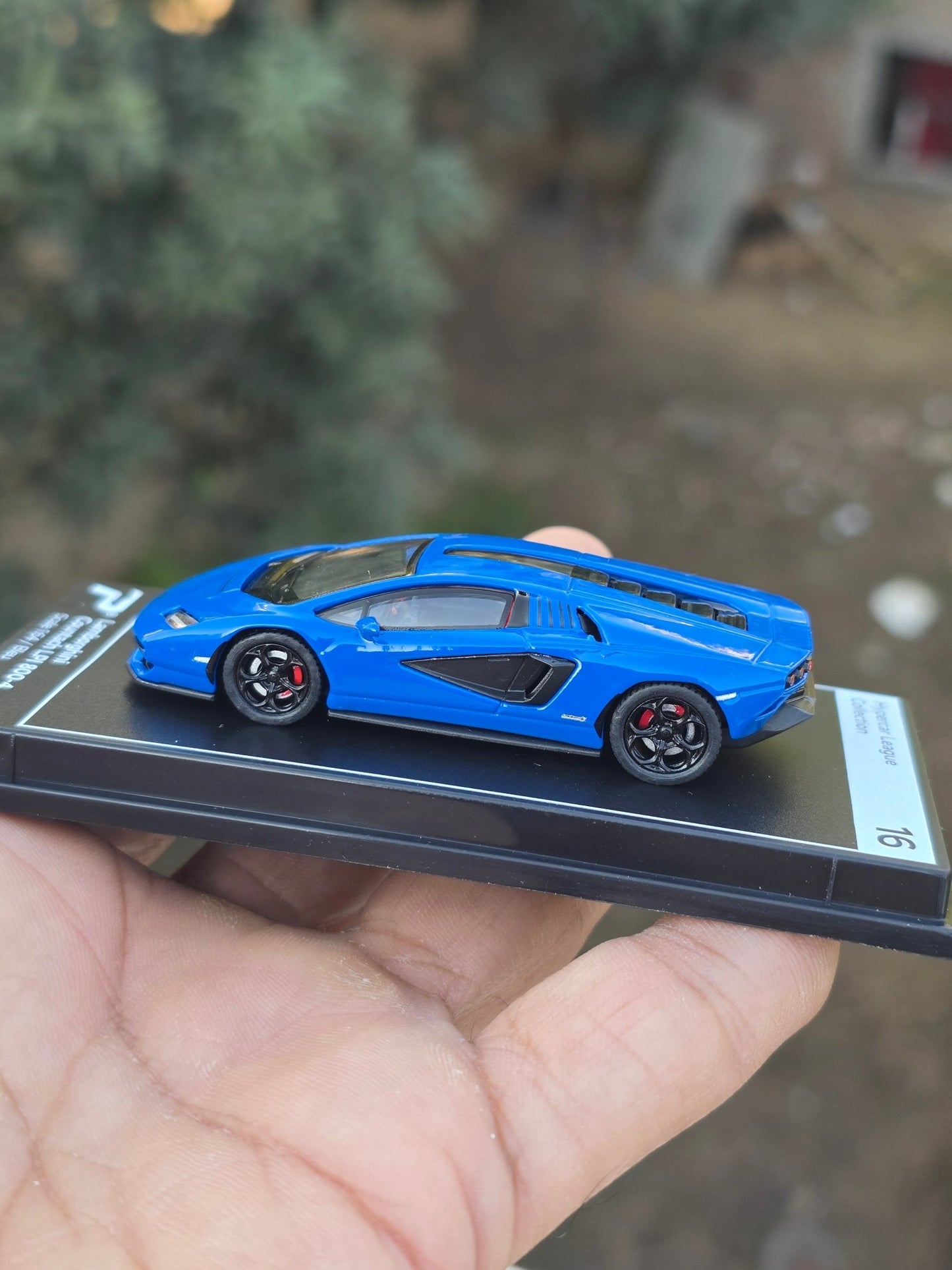 Poster Lamborghini Countach LPI 800 - 4 - Blue (Open Blister) - Kinder Logs