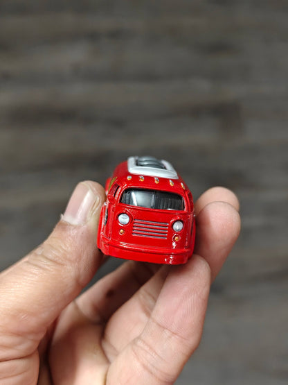 Premium Hot Wheels 1937 Haulin' Gas Lion Head Edition (Uncarded - New) - Kinder Logs