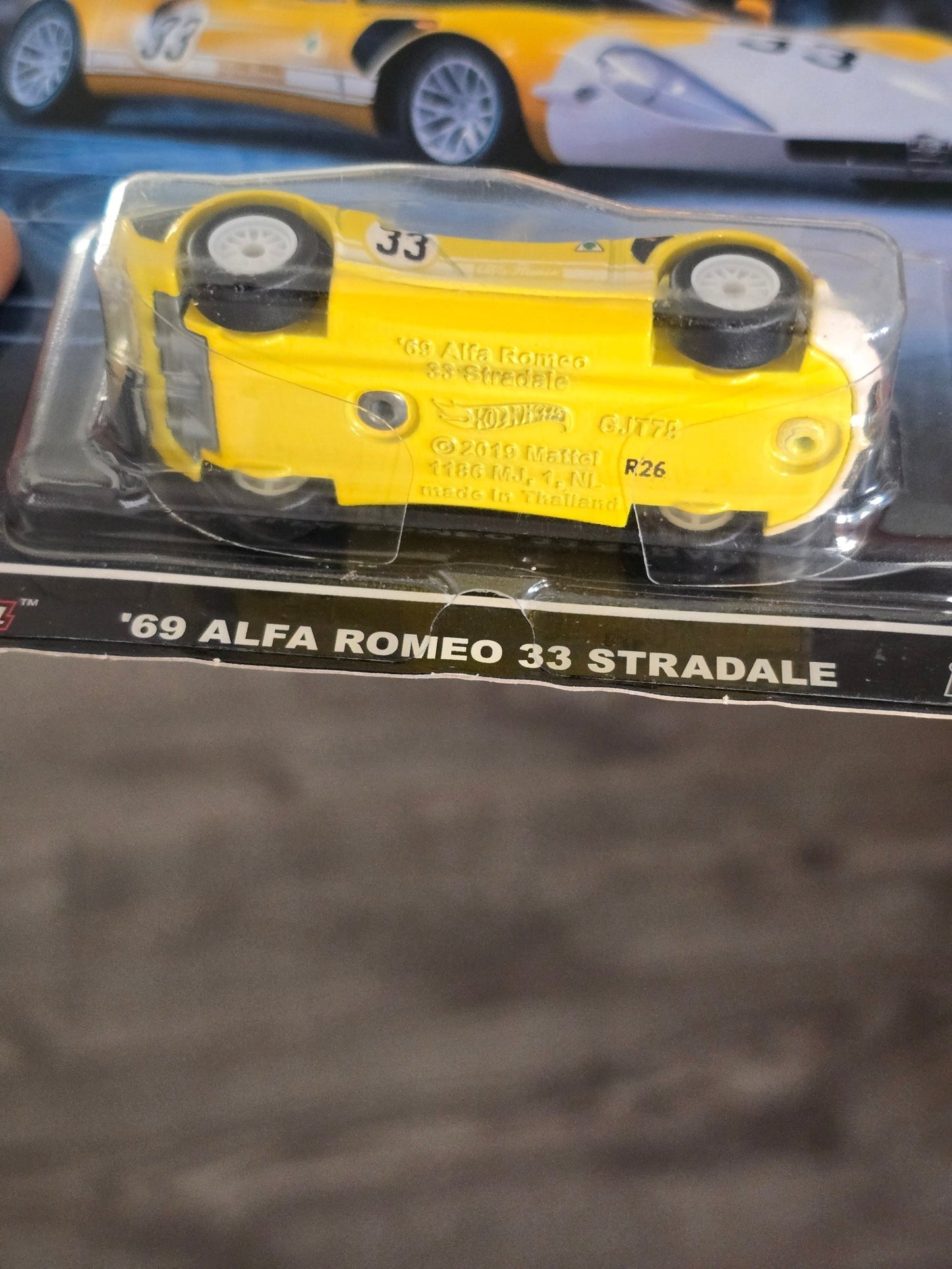 Premium Hot Wheels 1969 Alfa Romeo 33 Stradale (Exotic Envy) - Kinder Logs