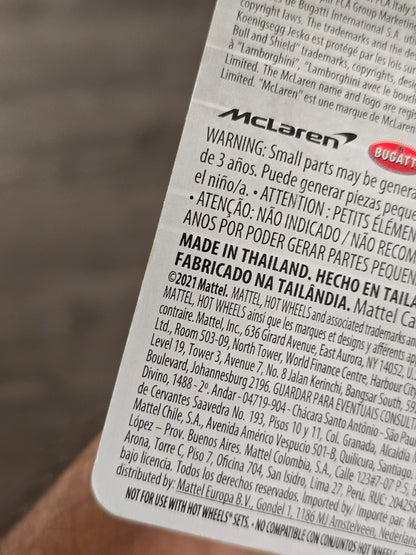 Premium Hot Wheels 1969 Alfa Romeo 33 Stradale (Exotic Envy) - Kinder Logs