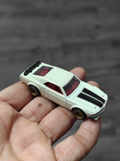 Premium Hot Wheels 1969 Ford Mustang Boss 302 (Uncarded) - Kinder Logs