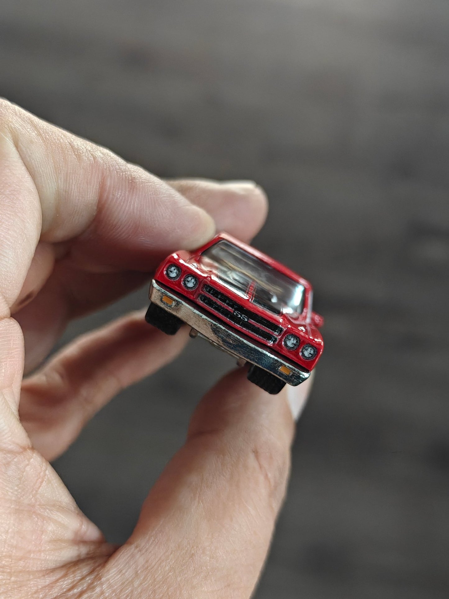 Premium Hot Wheels 1970 Chevrolet Chevelle SS (Uncarded - New) - Kinder Logs