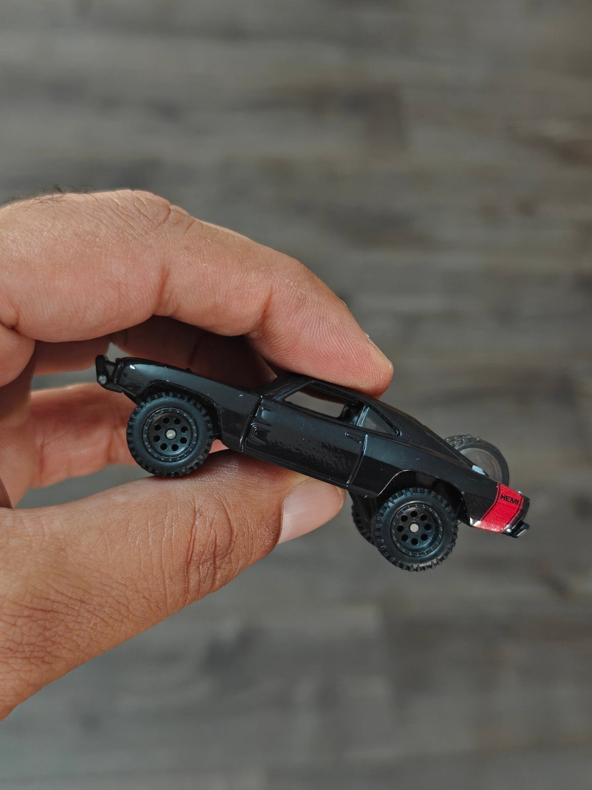 Premium Hot Wheels 1970 Dodge Charger - Black (Minor Scratches) - Kinder Logs