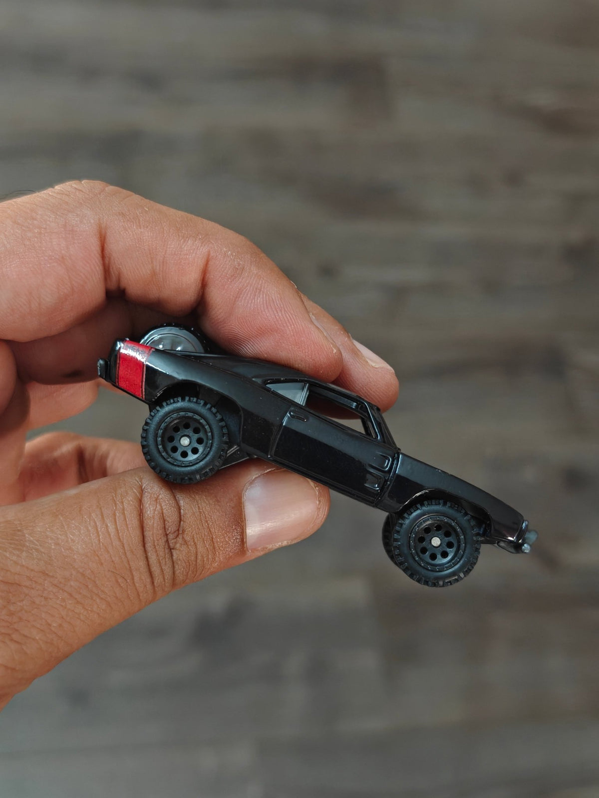 Premium Hot Wheels 1970 Dodge Charger - Black (Minor Scratches) - Kinder Logs