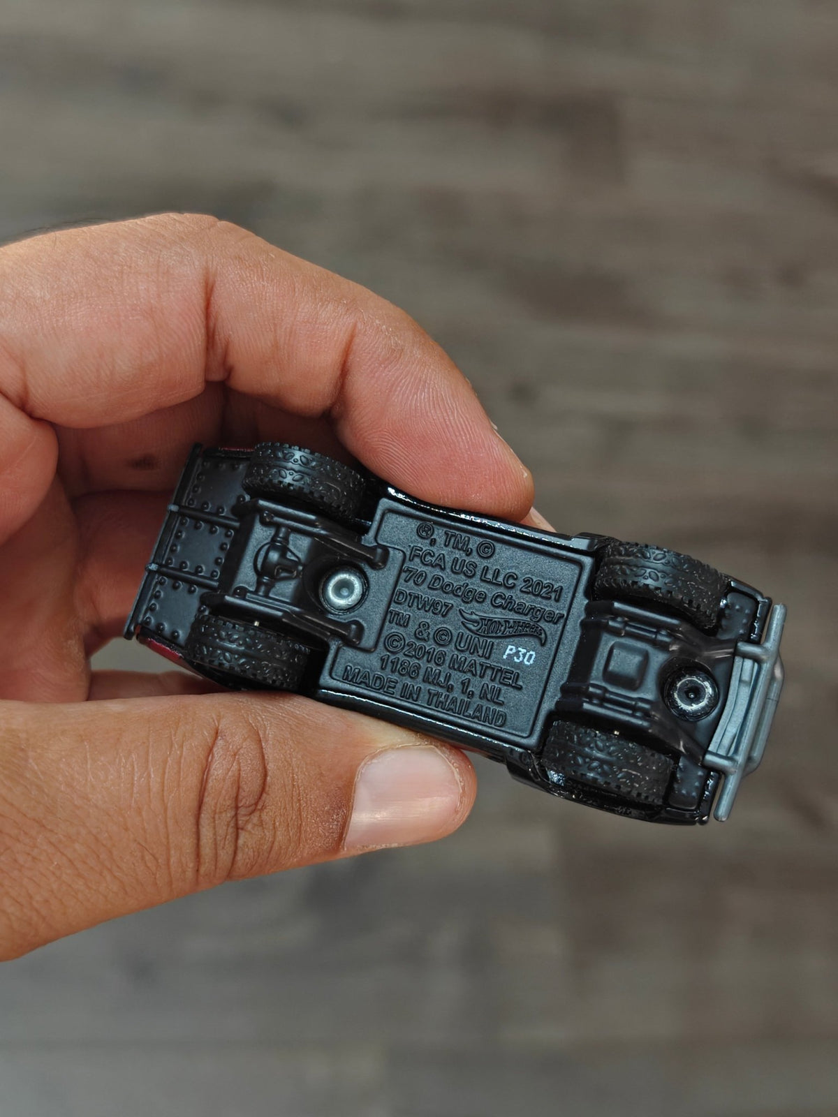 Premium Hot Wheels 1970 Dodge Charger - Black (Minor Scratches) - Kinder Logs