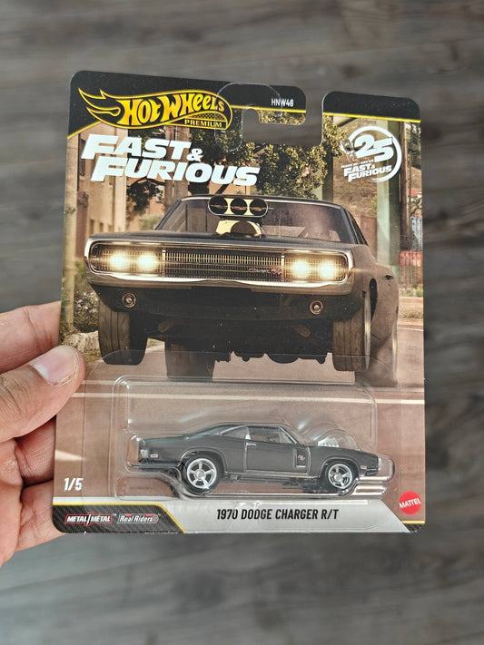 Premium Hot Wheels 1970 Dodge Charger R/T - Fast & Furious (Imported) - Kinder Logs