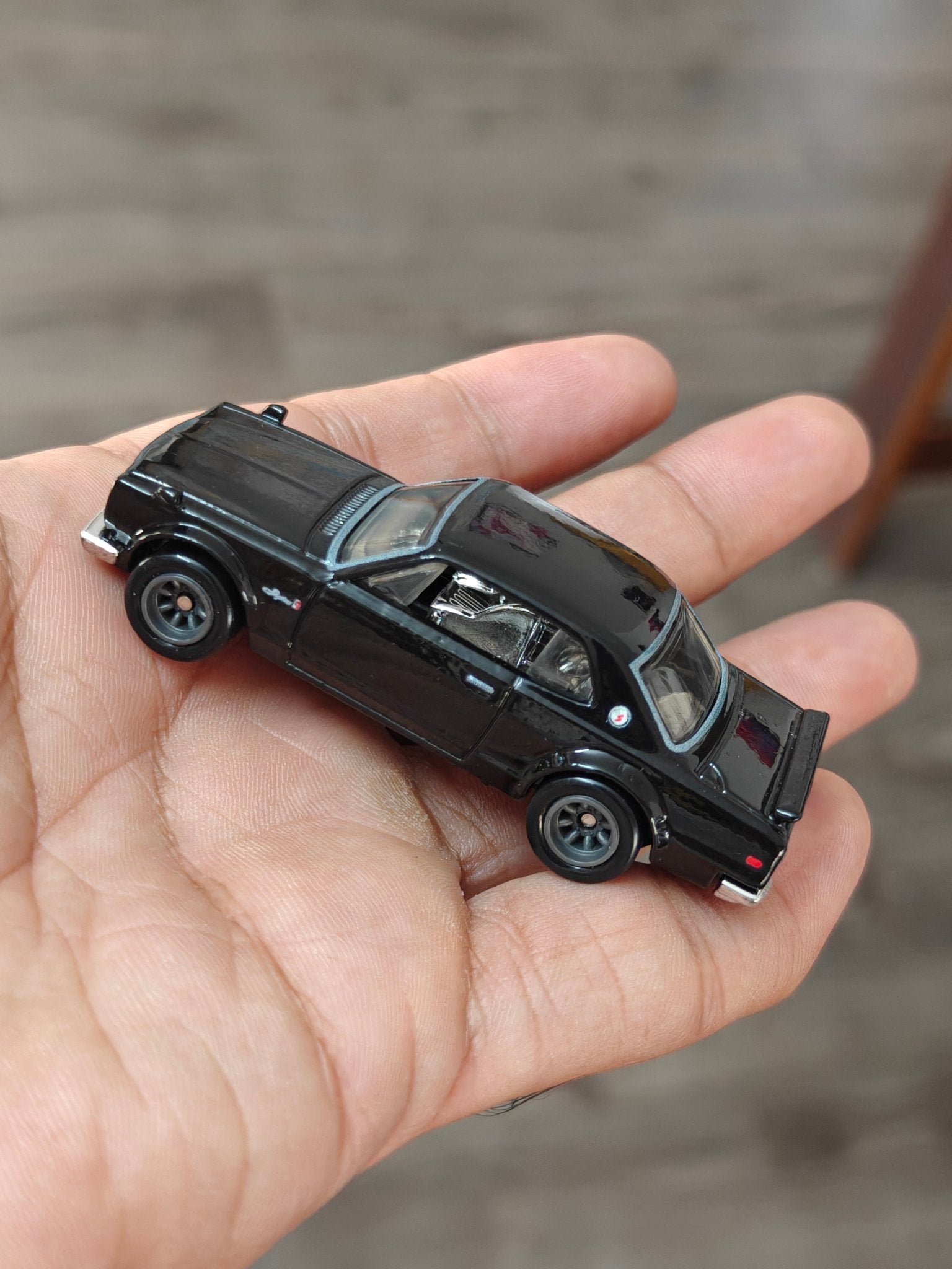 Premium Hot Wheels 1971 Nissan Skyline HT 2000 GT-R - F&F Brian O'Conner (Uncarded - New) - Kinder Logs