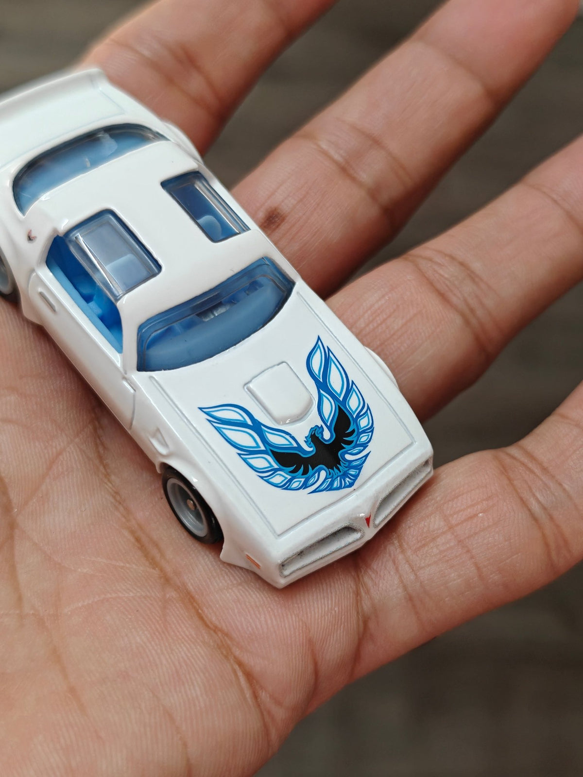 Premium Hot Wheels 1977 Pontiac Firebird TA - White (Uncarded - New) - Kinder Logs