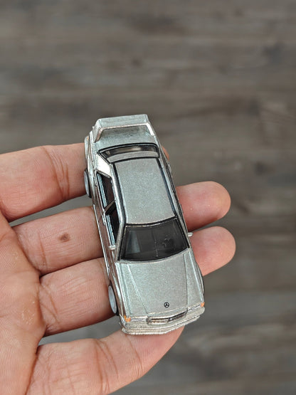 Premium Hot Wheels 1990 Mercedes 190 E 2.5 - 16 Evolution II (Uncarded - New) - Kinder Logs