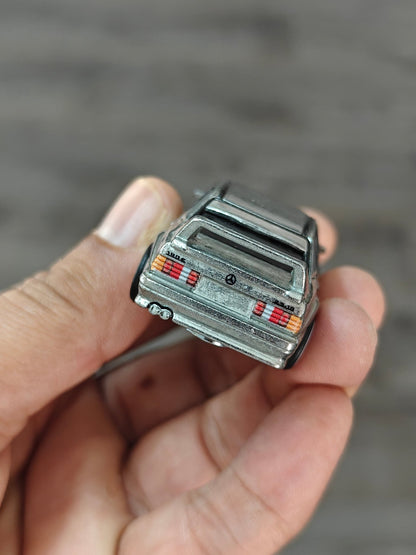 Premium Hot Wheels 1990 Mercedes 190 E 2.5 - 16 Evolution II (Uncarded - New) - Kinder Logs