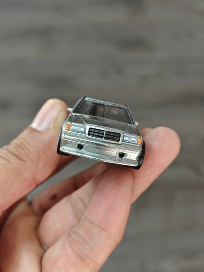 Premium Hot Wheels 1990 Mercedes 190 E 2.5 - 16 Evolution II (Uncarded - New) - Kinder Logs