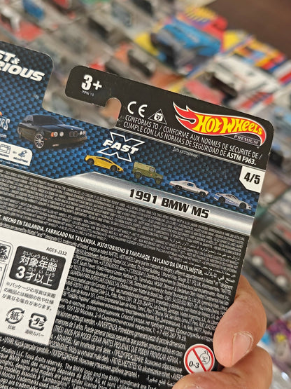 Premium Hot Wheels 1991 BMW M5 - Fast And Furious (Imported) - Kinder Logs