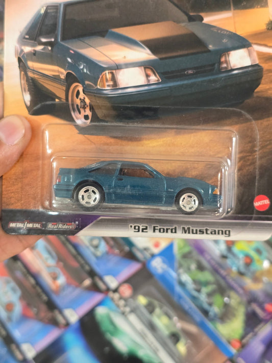 Premium Hot Wheels 1992 Ford Mustang - Fast & Furious (Imported) - Kinder Logs