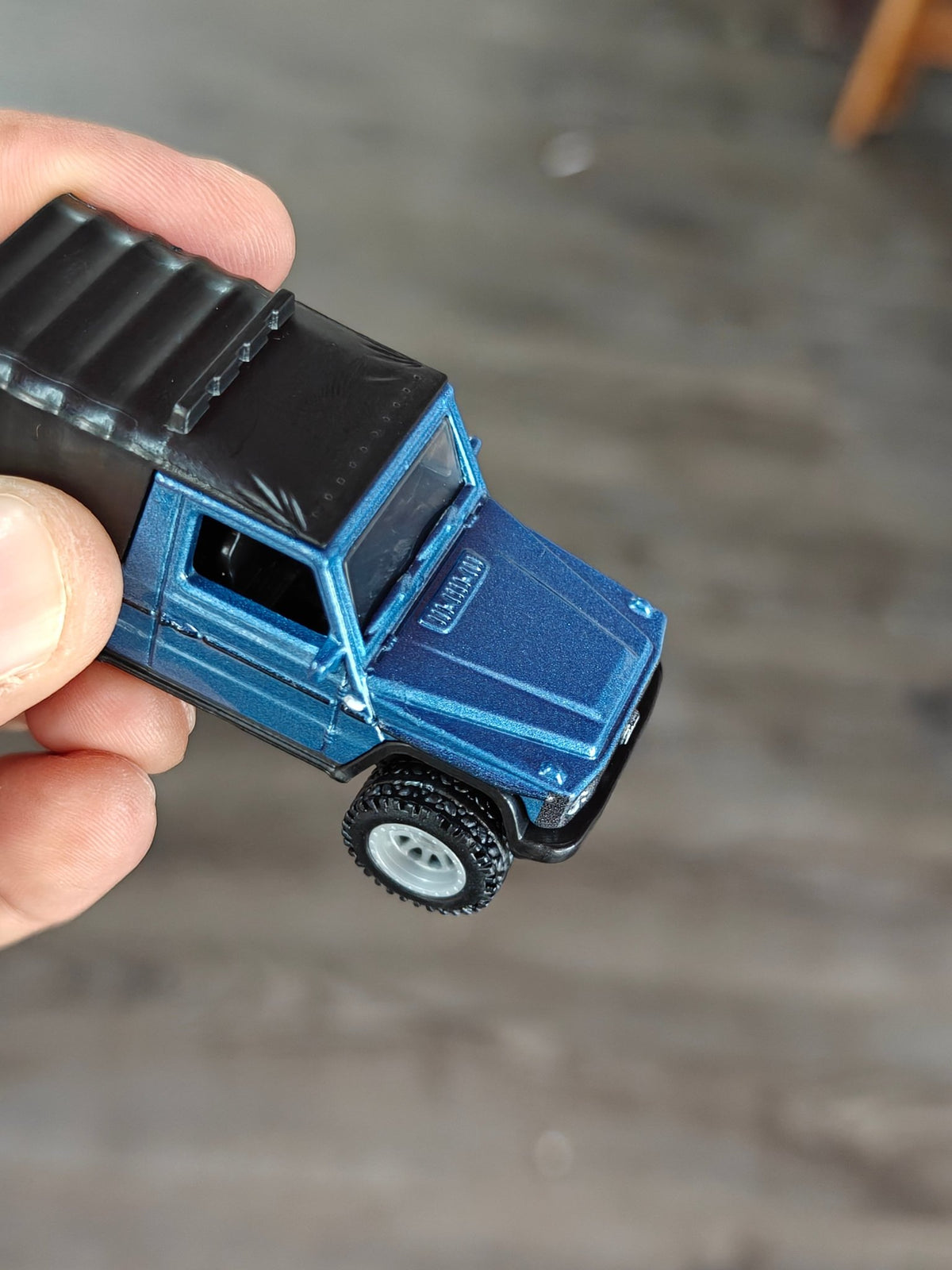 Premium Hot Wheels 1993 Mercedes-Benz G-Class (Uncarded - New) - Kinder Logs