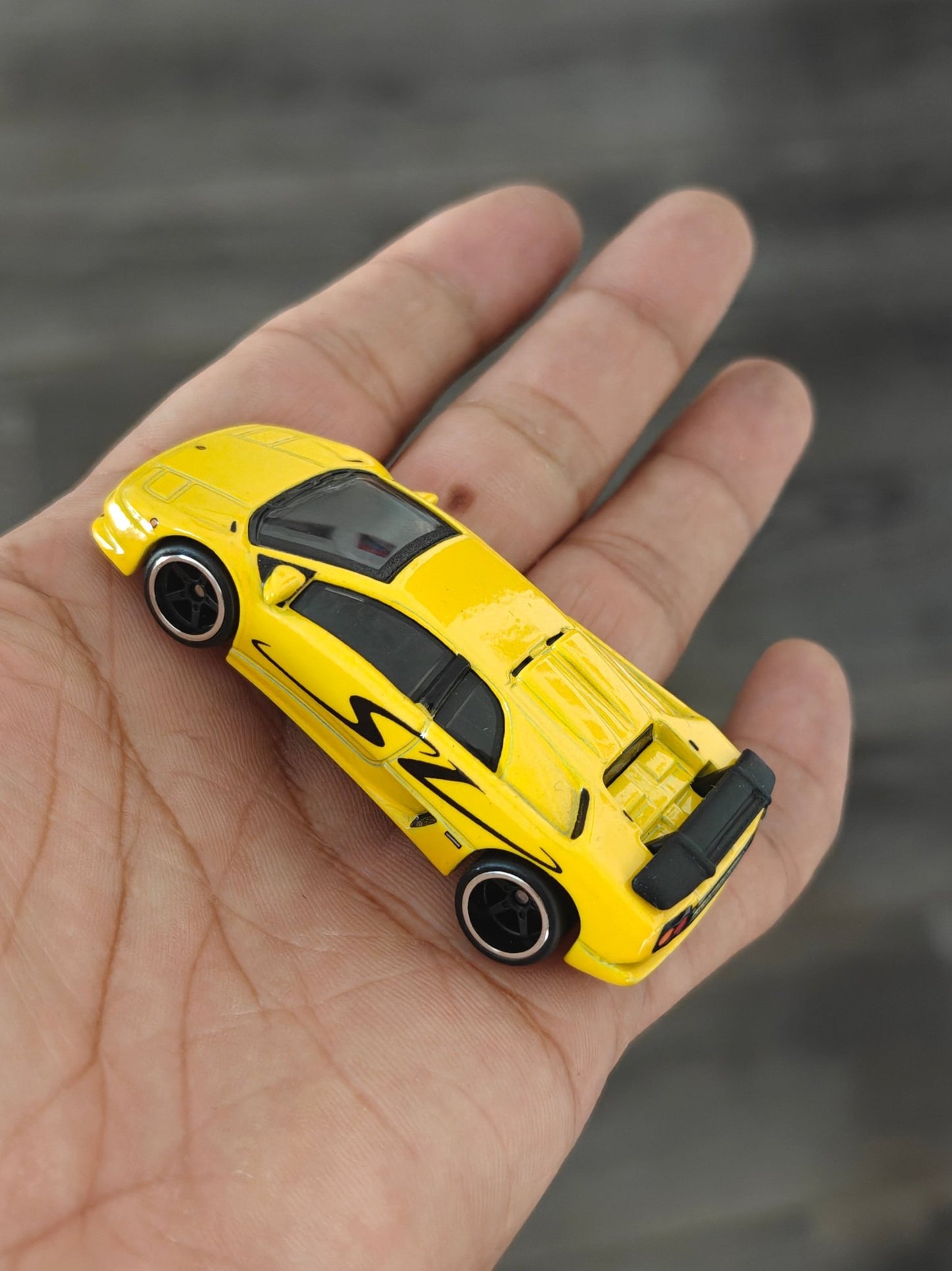 Premium Hot Wheels 1995 Lamborghini Diablo SV - Yellow (Uncarded - New) - Kinder Logs