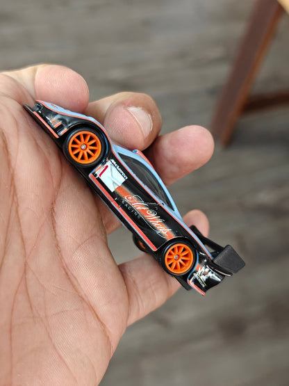 Premium Hot Wheels 1997 McLaren F1 GTR Gulf Edition (Uncarded - New) - Kinder Logs