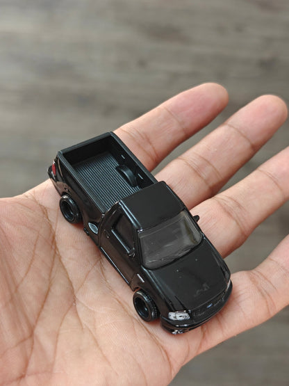 Premium Hot Wheels 1999 Ford F-150 SVT (Uncarded - New) - Kinder Logs