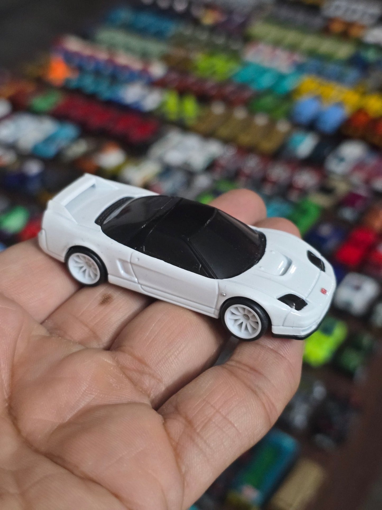 Premium Hot Wheels 2003 Honda NSX - R - White (Uncarded - New) - Kinder Logs