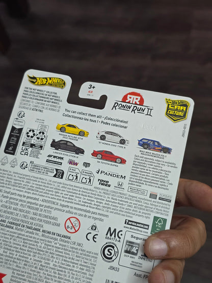 Premium Hot Wheels 2007 Honda Civic Type R - Ronin Run II (Imported) - Kinder Logs