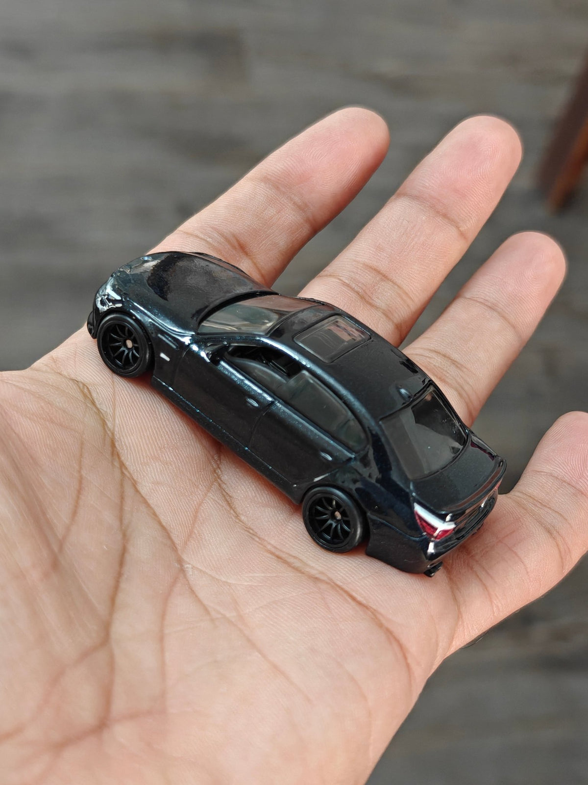 Premium Hot Wheels 2010 BMW M5 - Black (Uncarded - New) - Kinder Logs