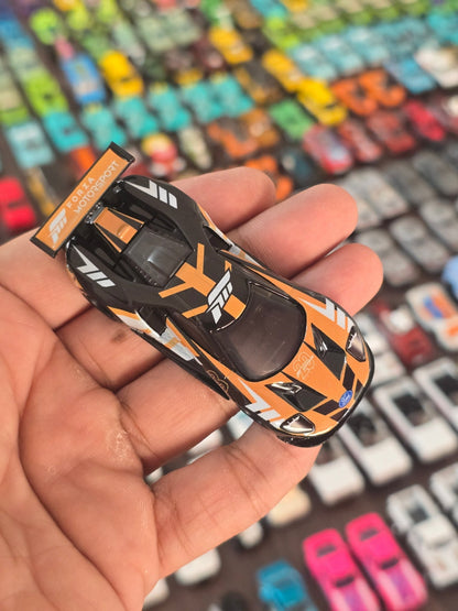 Premium Hot Wheels 2016 Ford GT Race/Course - FORZA (Uncarded - New) - Kinder Logs