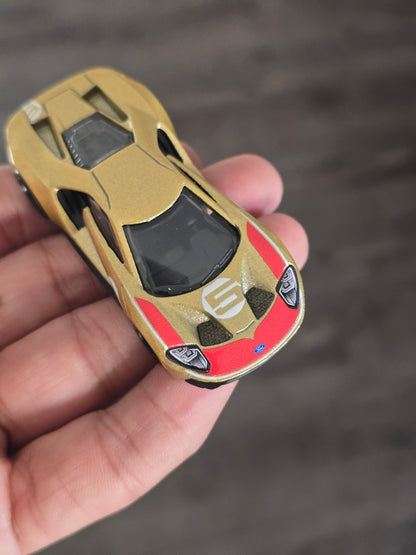 Premium Hot Wheels 2017 Ford GT (Uncarded - New) - Kinder Logs