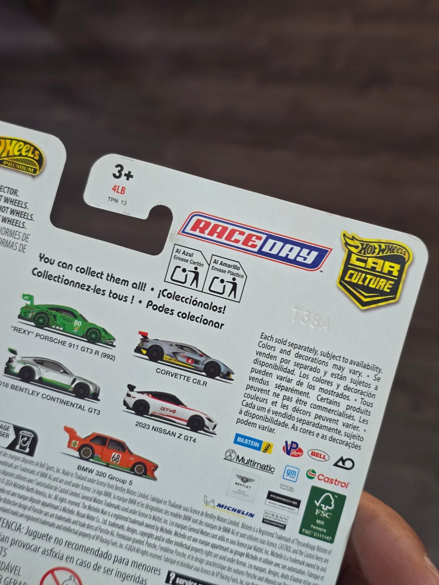 Premium Hot Wheels 2018 Bentley Continental GT3 - Race Day (Imported) - Kinder Logs