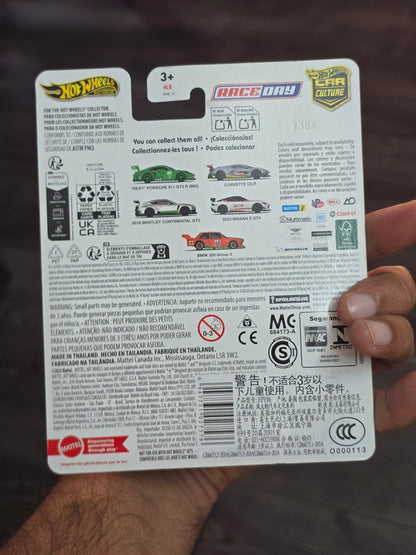 Premium Hot Wheels 2018 Bentley Continental GT3 - Race Day (Imported) - Kinder Logs