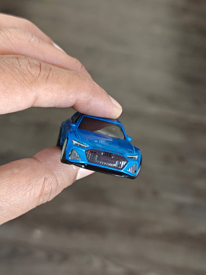 Premium Hot Wheels 2020 Audi RS6 Avant - Deutschland Design (Uncarded - New) - Kinder Logs