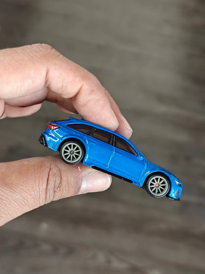 Premium Hot Wheels 2020 Audi RS6 Avant - Deutschland Design (Uncarded - New) - Kinder Logs